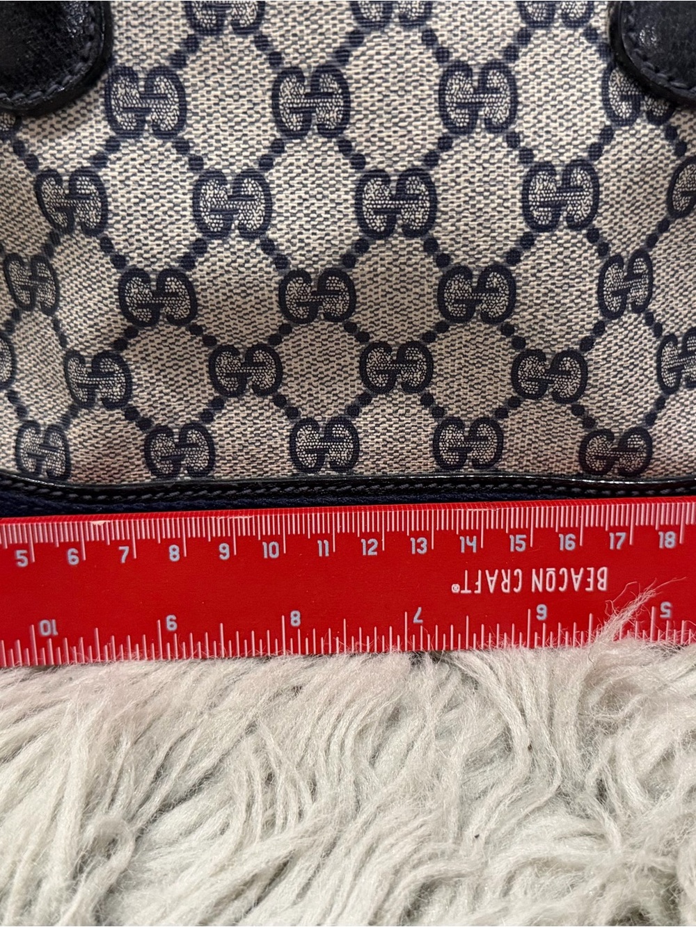 Gucci Beige GG Canvas Tote with Black Trim and Red Stripe - Picture 2 of 4
